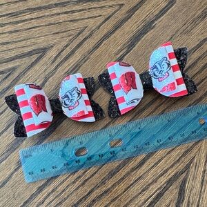 Black & Red Badger Pig Tail Bows